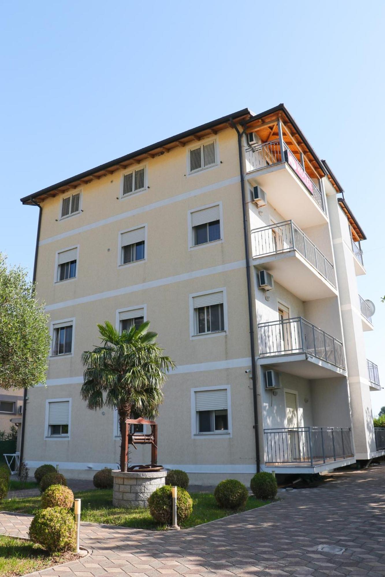 Hotel As Baks-Rrjoll Shkodër Extérieur photo